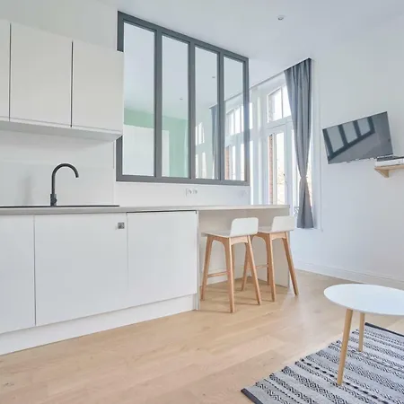 Romarin's Window 公寓 *
